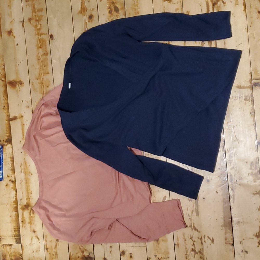 Set of 2 Old Navy Sweaters